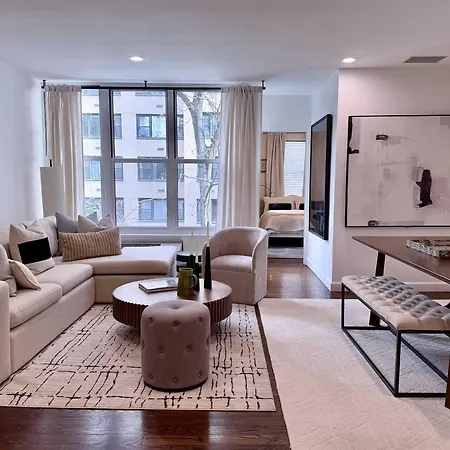 Designer Home In Diplomat District